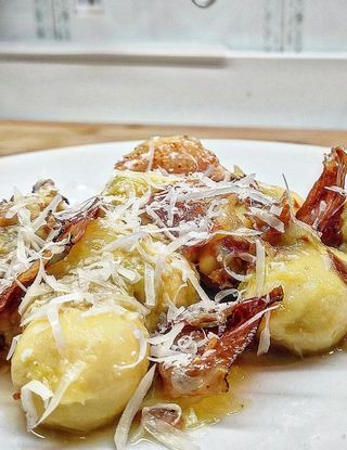 GNOCCHI RIPIENI CON CREMA DI PORRO E SPECK CROCCANTE Al Ta Cucina