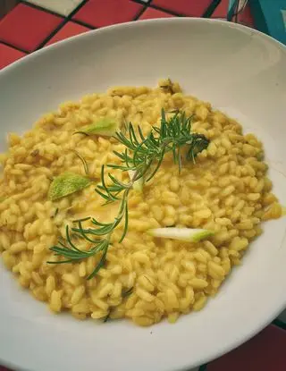 Ricetta Risotto limone e rosmarino di viaggiandomangiando
