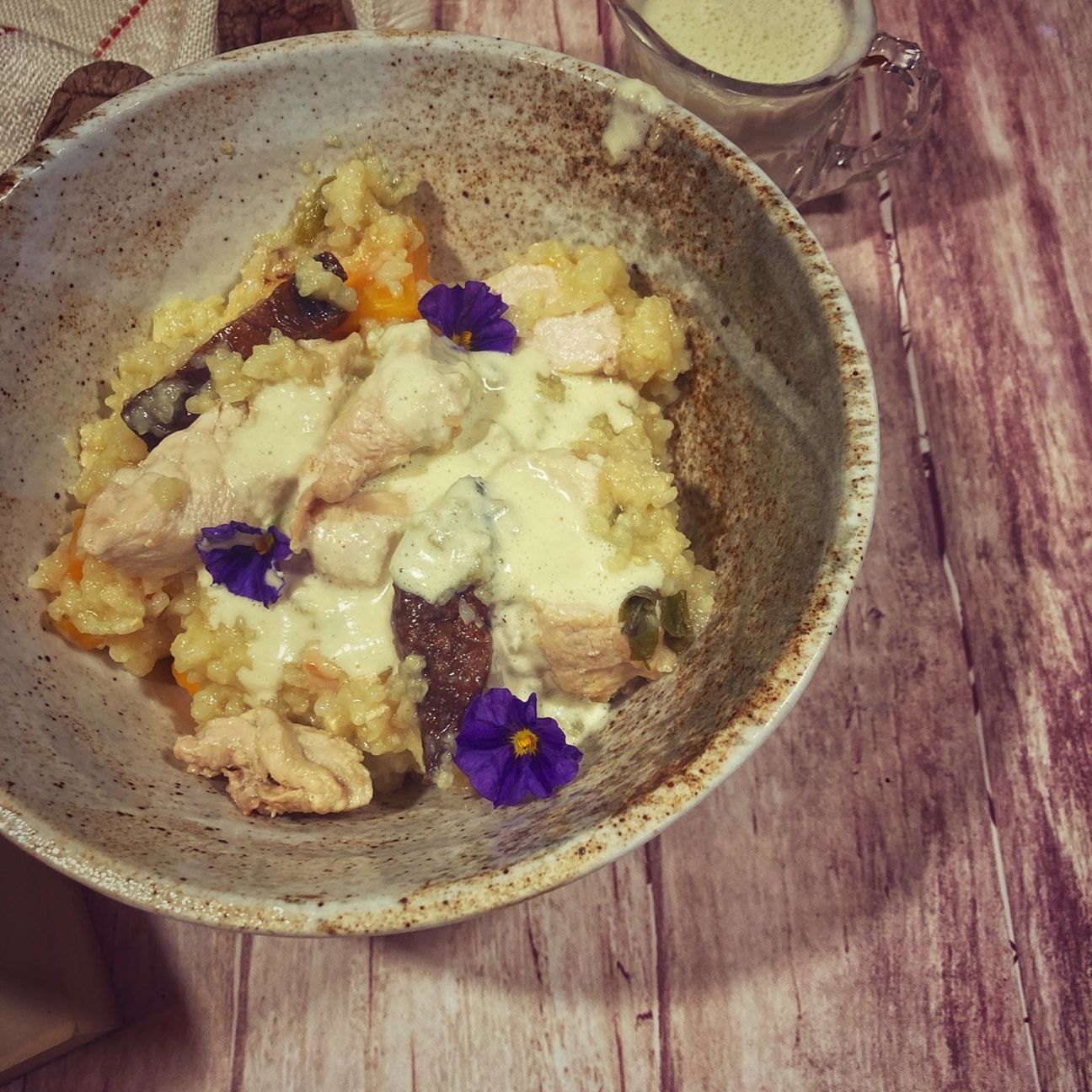 Kayu con shiitake, zucca e pollo