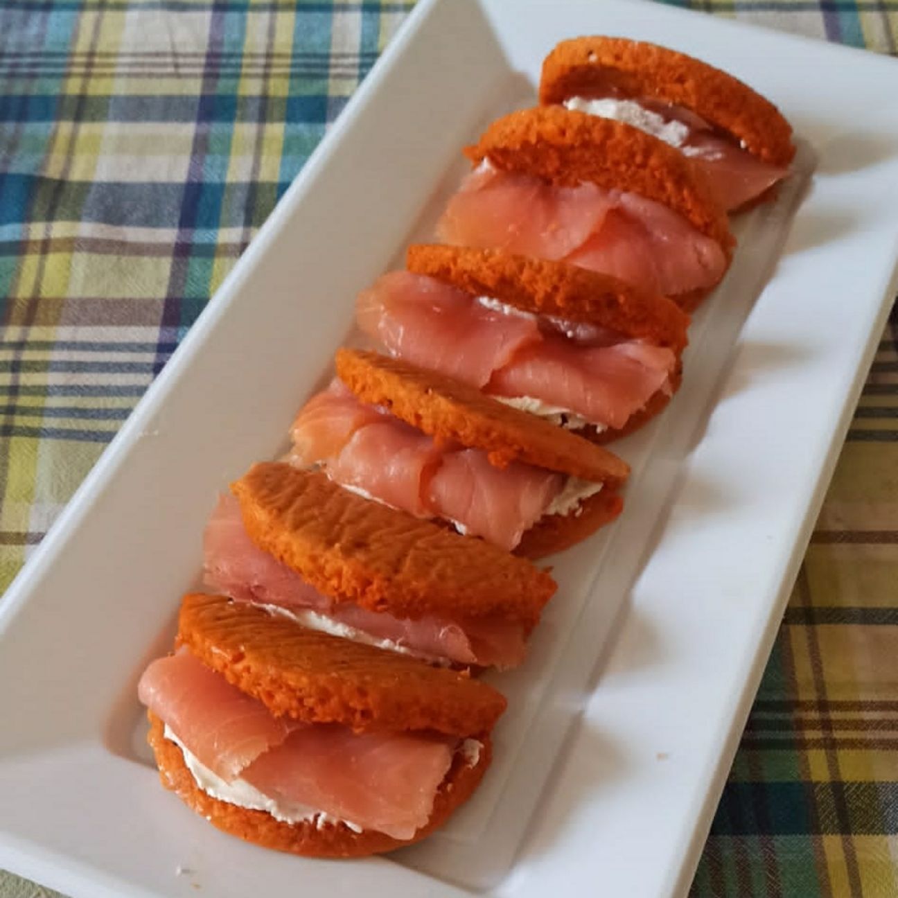 Tacos di carote con salmone