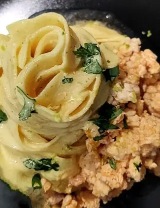 Ricetta Tagliatelle al curry con ragù di pollo di flastefyfood