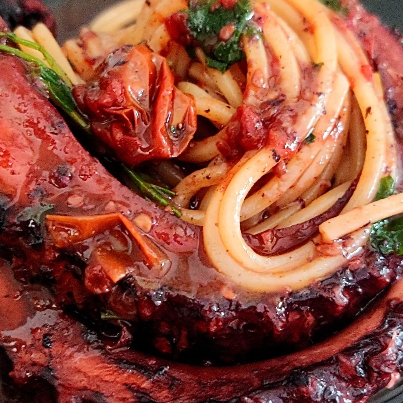 Spaghetto quadrato con totano gigante alla diavola