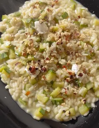 Ricetta Risotto con zucchine e noci di Cucinaconviviale