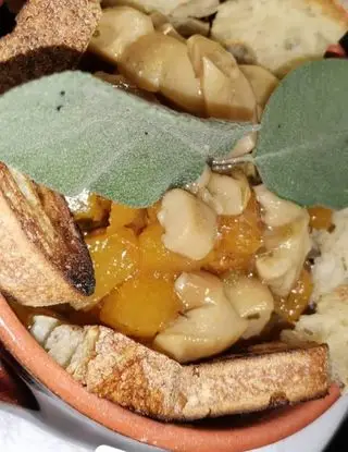 Ricetta Zucca stufata con funghi porcini e crostoni di pane di Mariomazzei