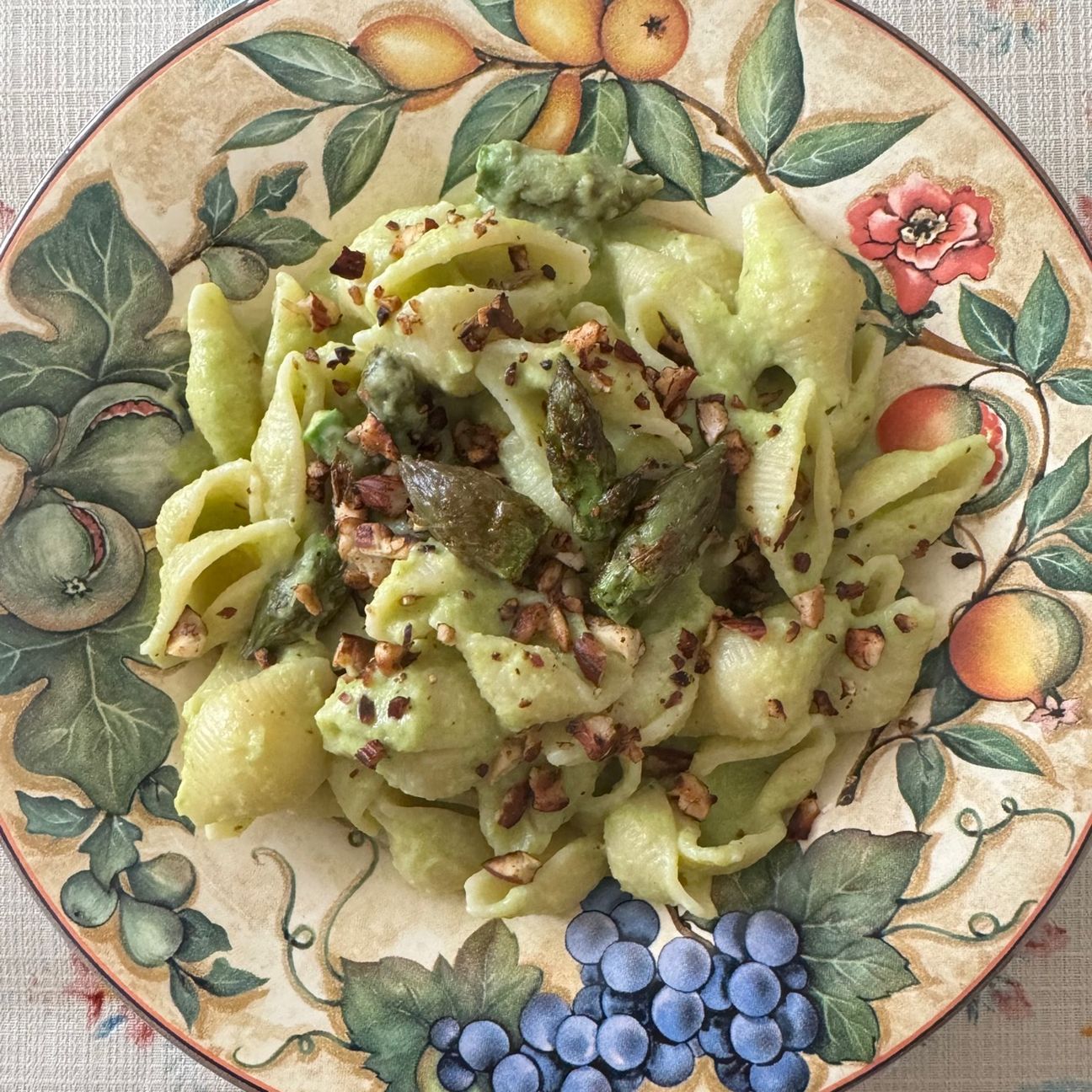 Conchiglie con crema di asparagi
