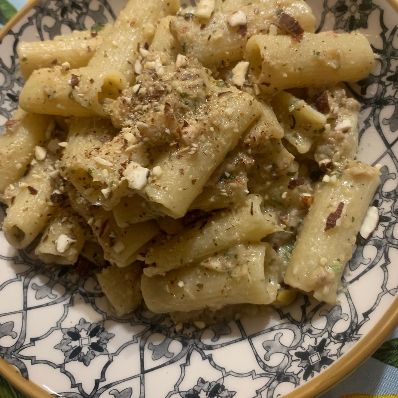 Rigatoni Tonno Ceci e Mandorle