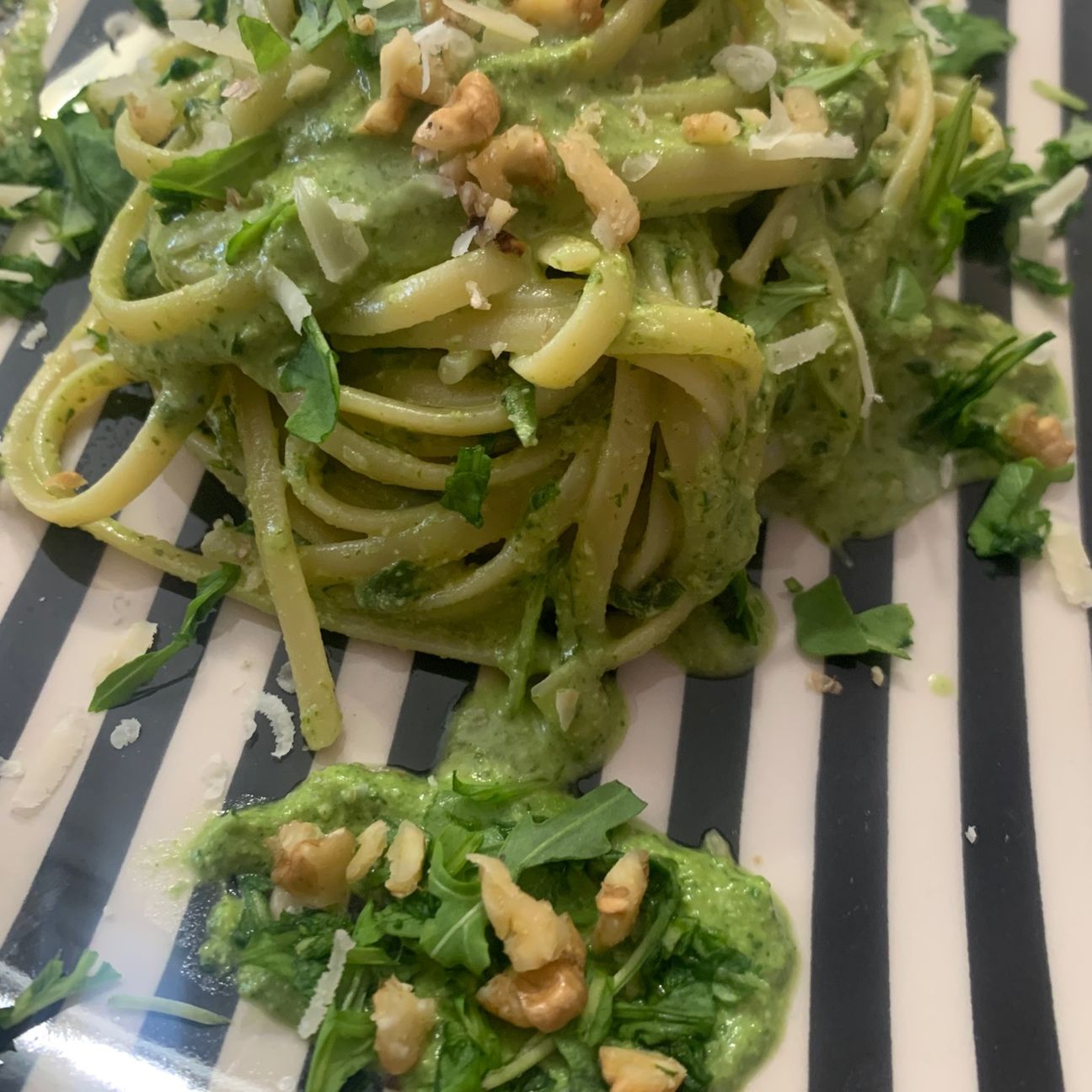 Pasta al pesto di Rucola e noci