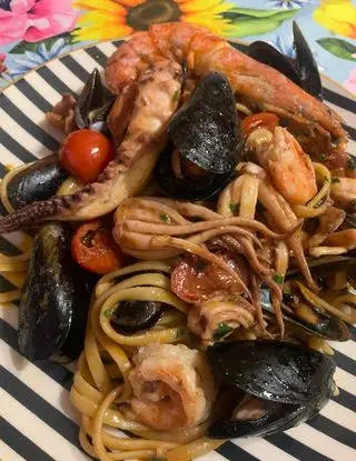 Ricetta Pasta Esplosione di Mare di ricettedicasanostradialexeangy