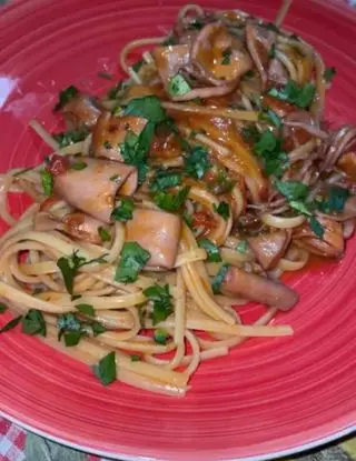 Ricetta Linguine con Calamari di ricettedicasanostradialexeangy