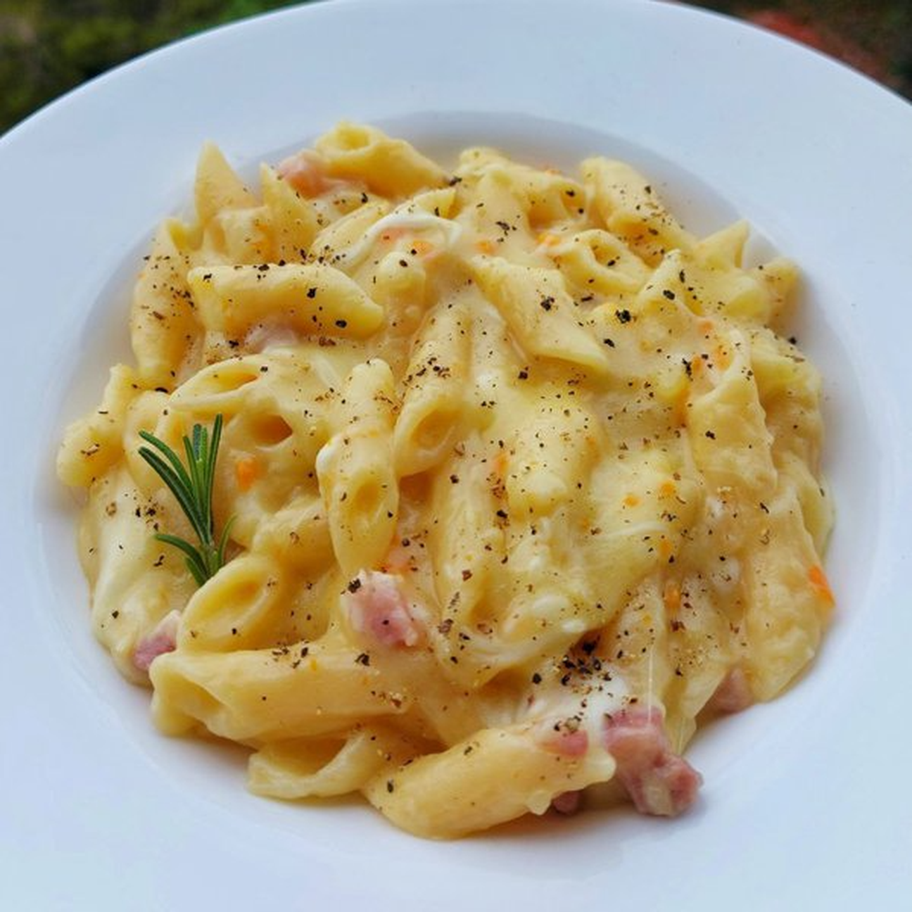 Pasta Patate e Provola (con pancetta e rosmarino)