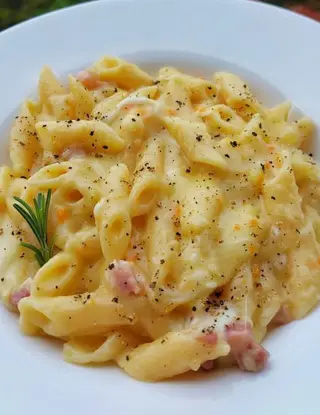 Ricetta Pasta Patate e Provola (con pancetta e rosmarino) di Cheatday_is_okay