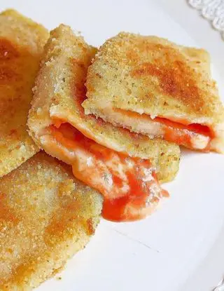 Ricetta 🍅SOFFICINI POMODORO E MOZZARELLA🍅 di laricettachescotta