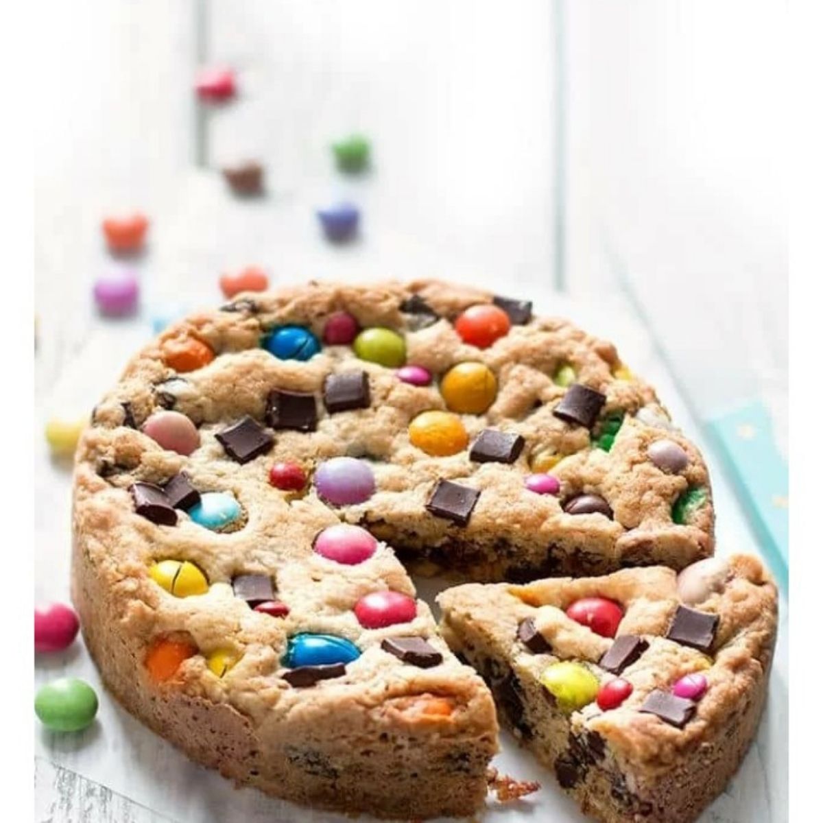 Torta cookies e m&m's