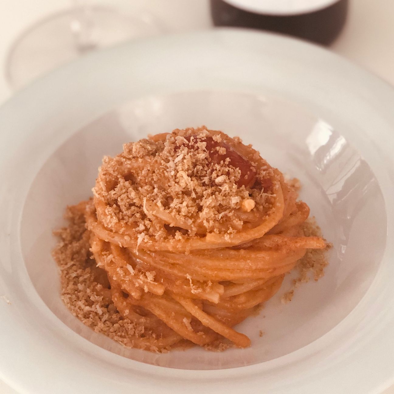 spaghettone datterino, acciuga e robiola