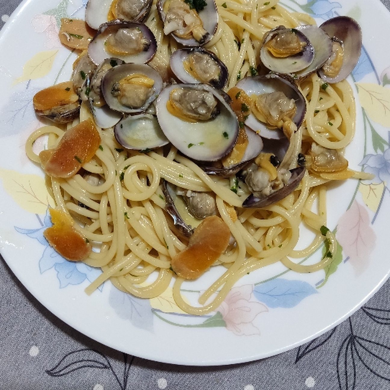 Spaghetti vongole e bottarga