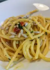 Ricetta Aglio Olio e Peperoncino con Pomodorini secchi e Alici