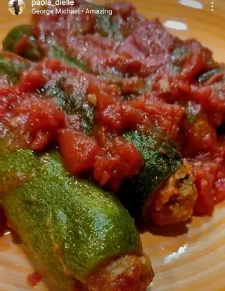 Ricetta ZUCCHINE RIPIENE CON LA CARNE 🤗 di Paola_dielle