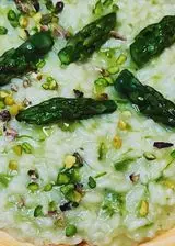 Ricetta RISOTTO ASPARAGI, STRACCHINO E GRANELLA DI PISTACCHI