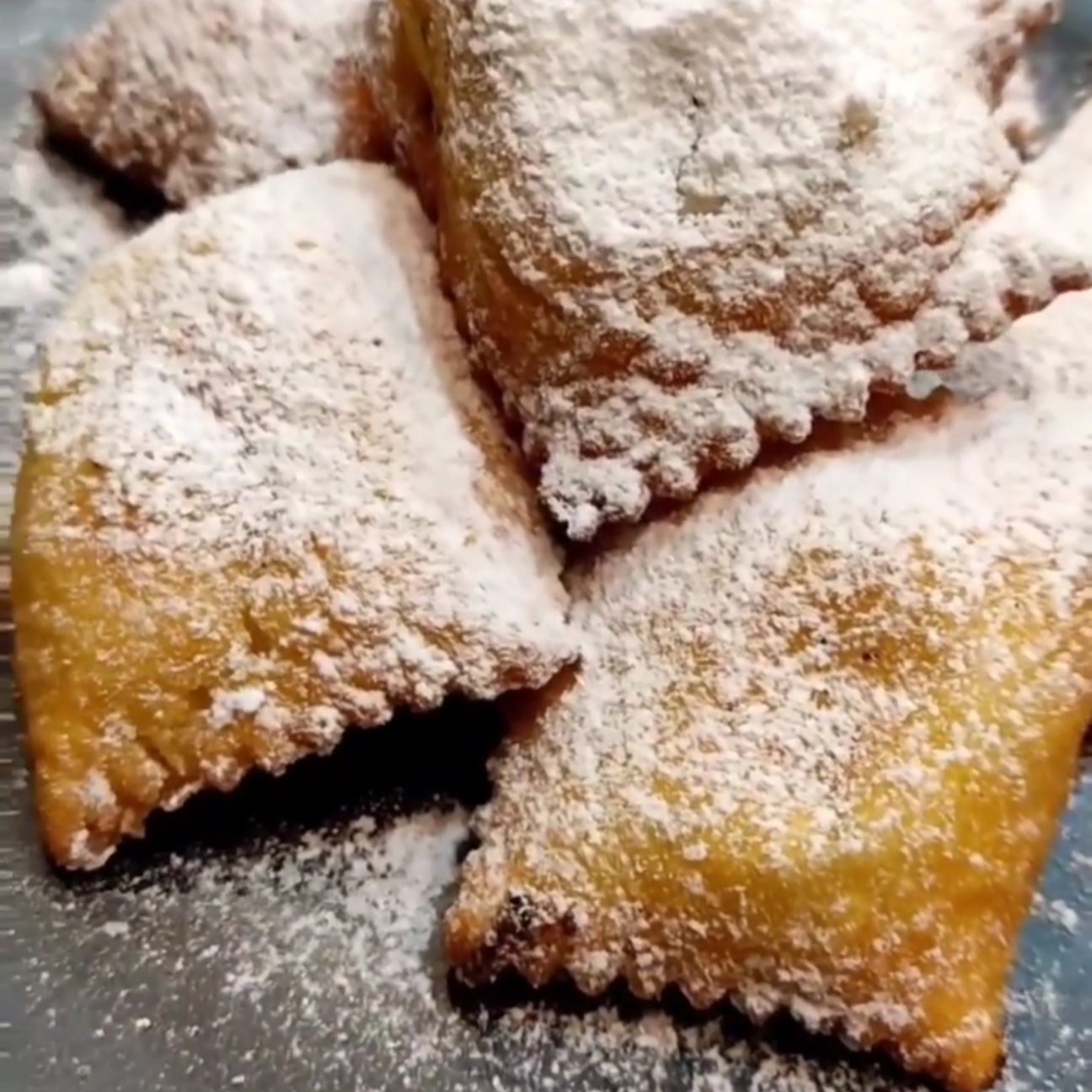 RAVIOLI DOLCI CON CUORE DI RICOTTA E MARRON GLACÉ