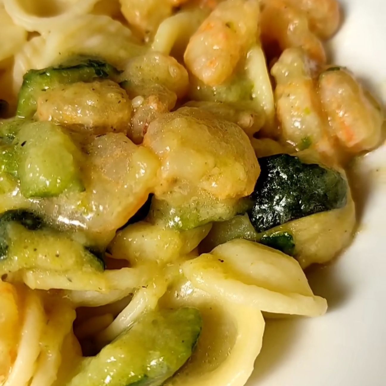 ORECCHIETTE ZUCCHINE E GAMBERETTI