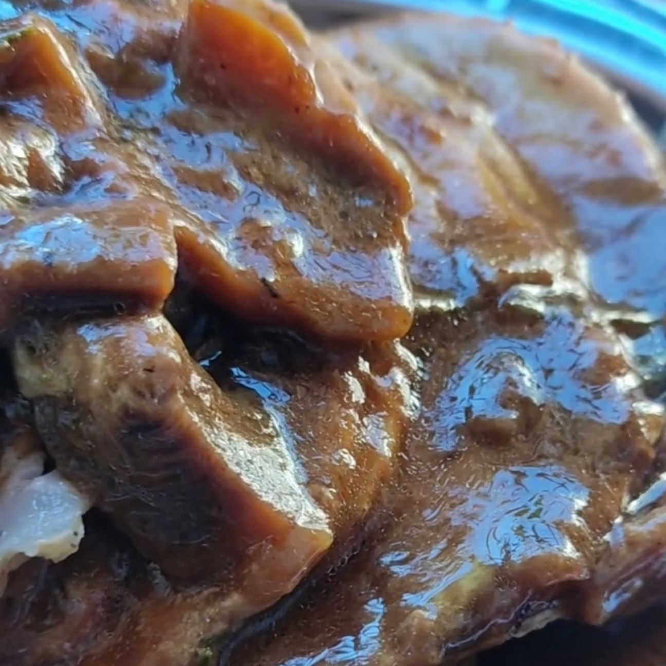 Arista di maiale alla birra ai funghi porcini
