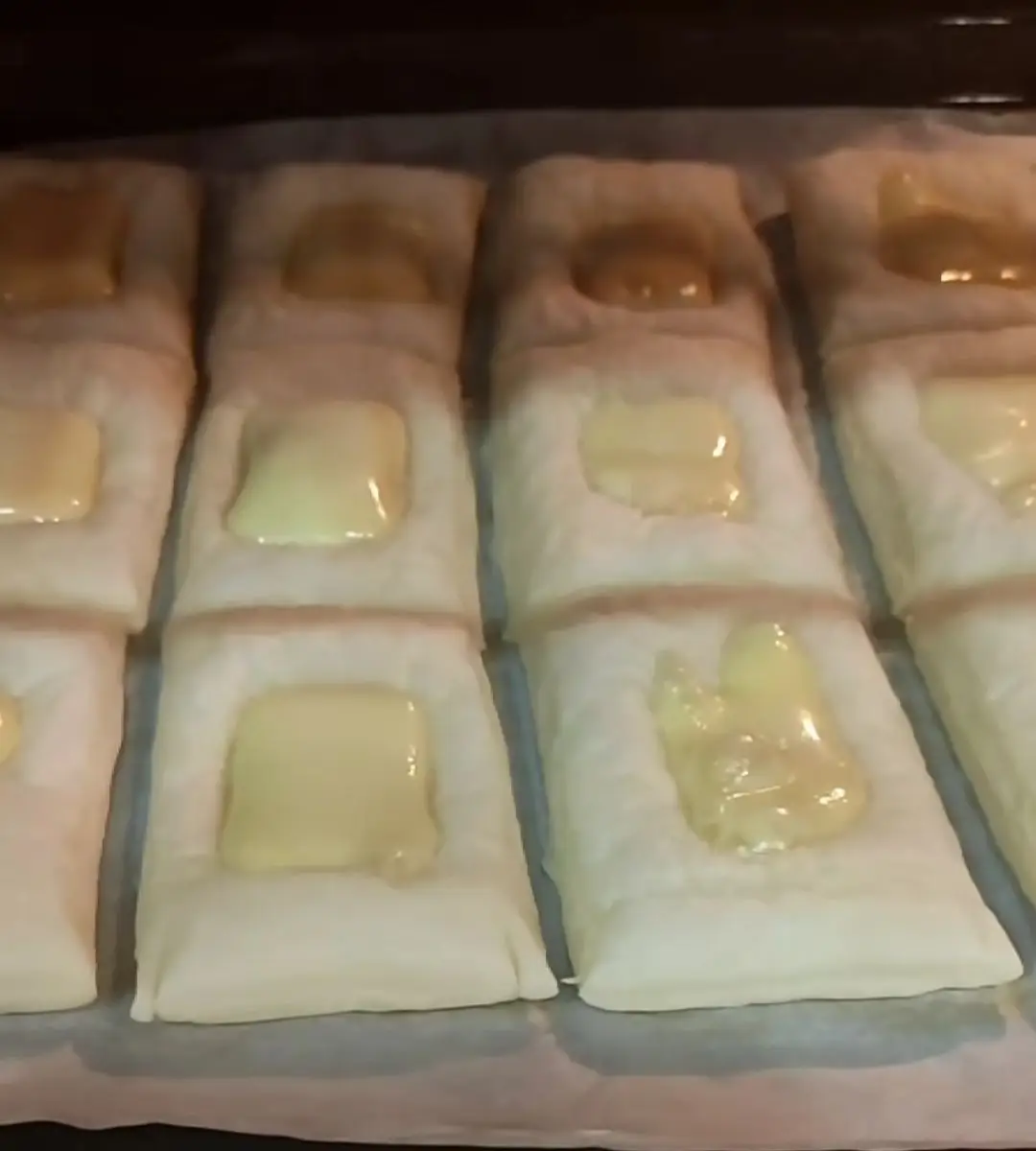 Ricetta SFOGLIATINE AL FORMAGGIO di Paola_dielle
