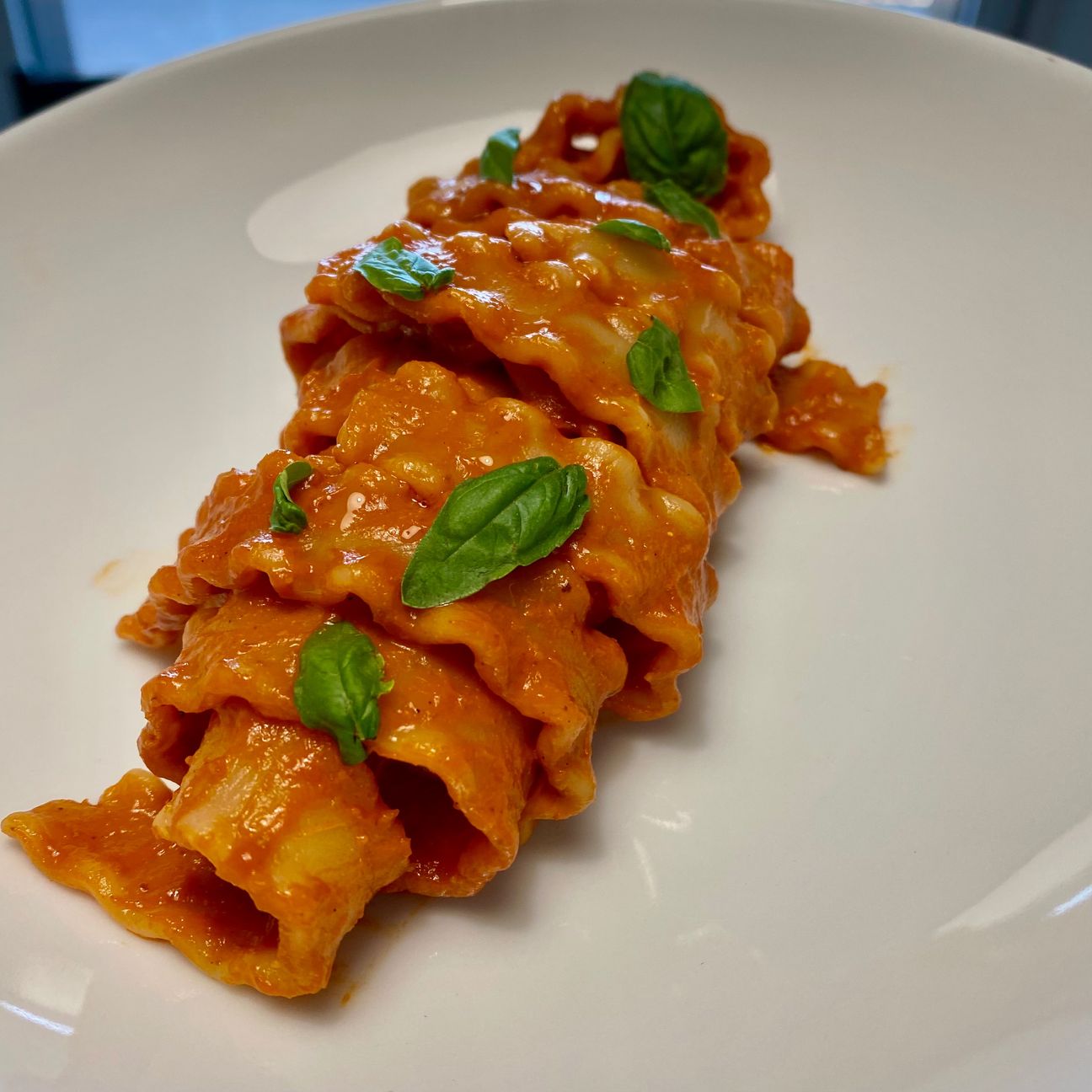 Mafalde al pesto di pomodorini confit