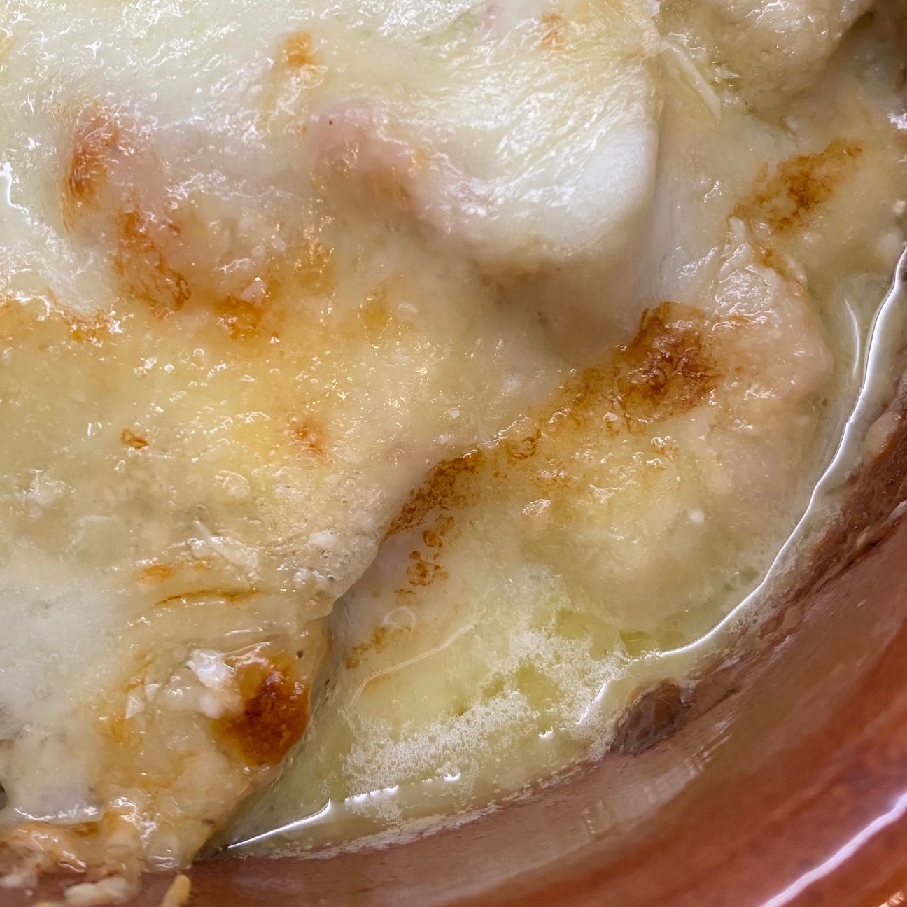 Terrina al forno di polenta taragna, cotto e formaggi