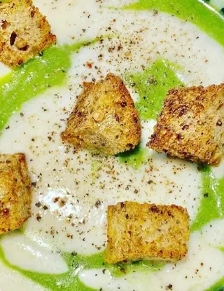 Ricetta Crema di broccoli, fonduta di brie e crostini croccanti di lucasfoodandkitchen