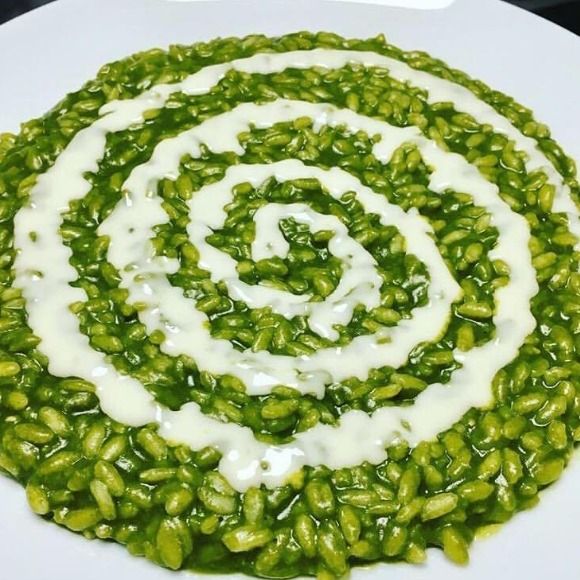 Risotto carnaroli agli spinaci e fonduta di parmigiano