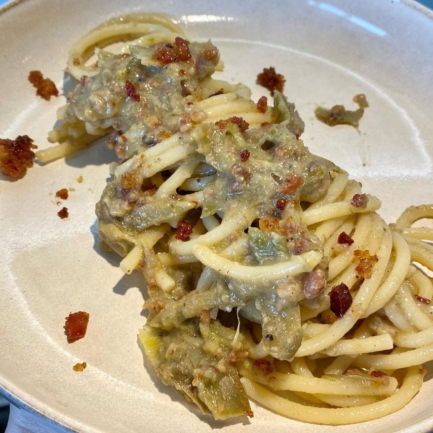 Bucatini ai carciofi e guanciale
