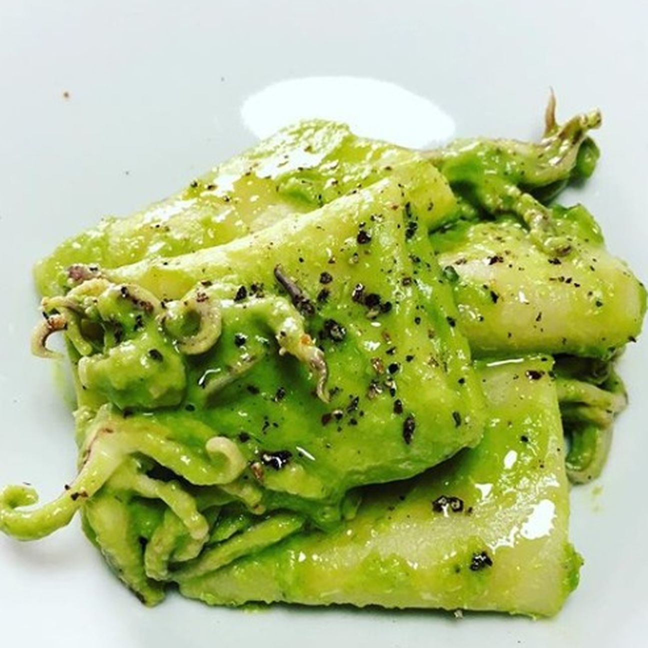 Pacchero ai calamari e piselli