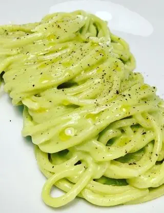 Ricetta Spaghetti alla chitarra al pesto di fave di lucasfoodandkitchen