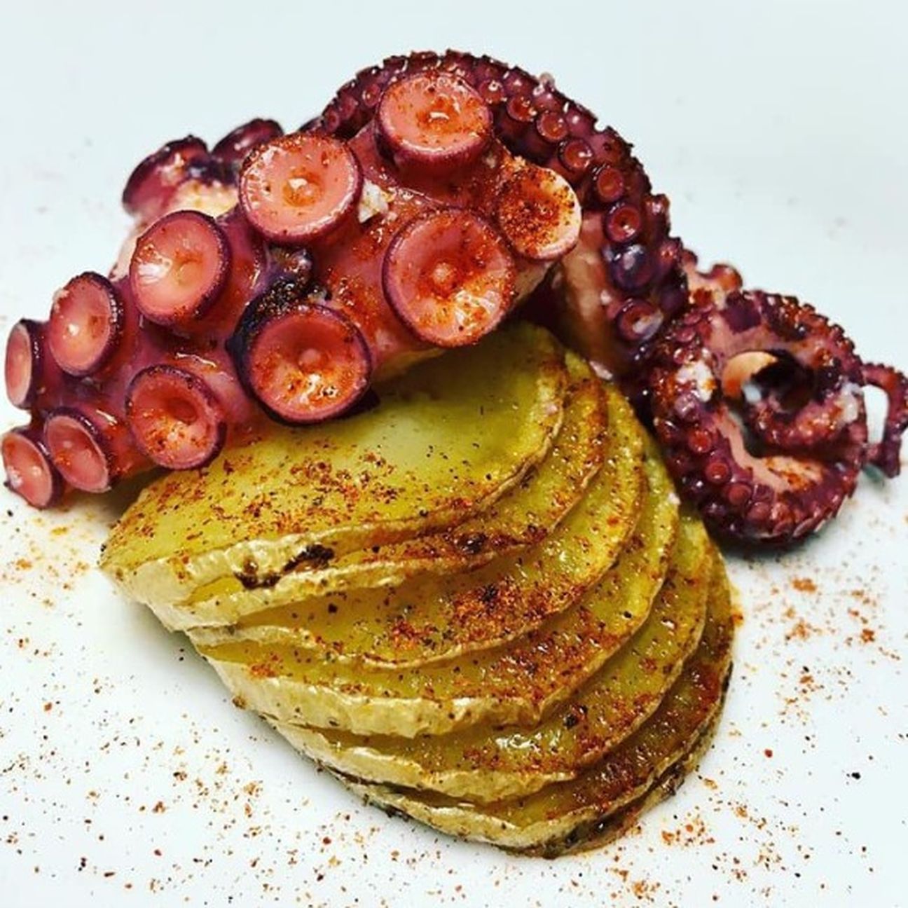 Polpo, patate e paprika affumicata