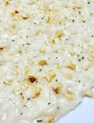 Ricetta Risotto alle erbe aromatiche e nocciole tostate di lucasfoodandkitchen