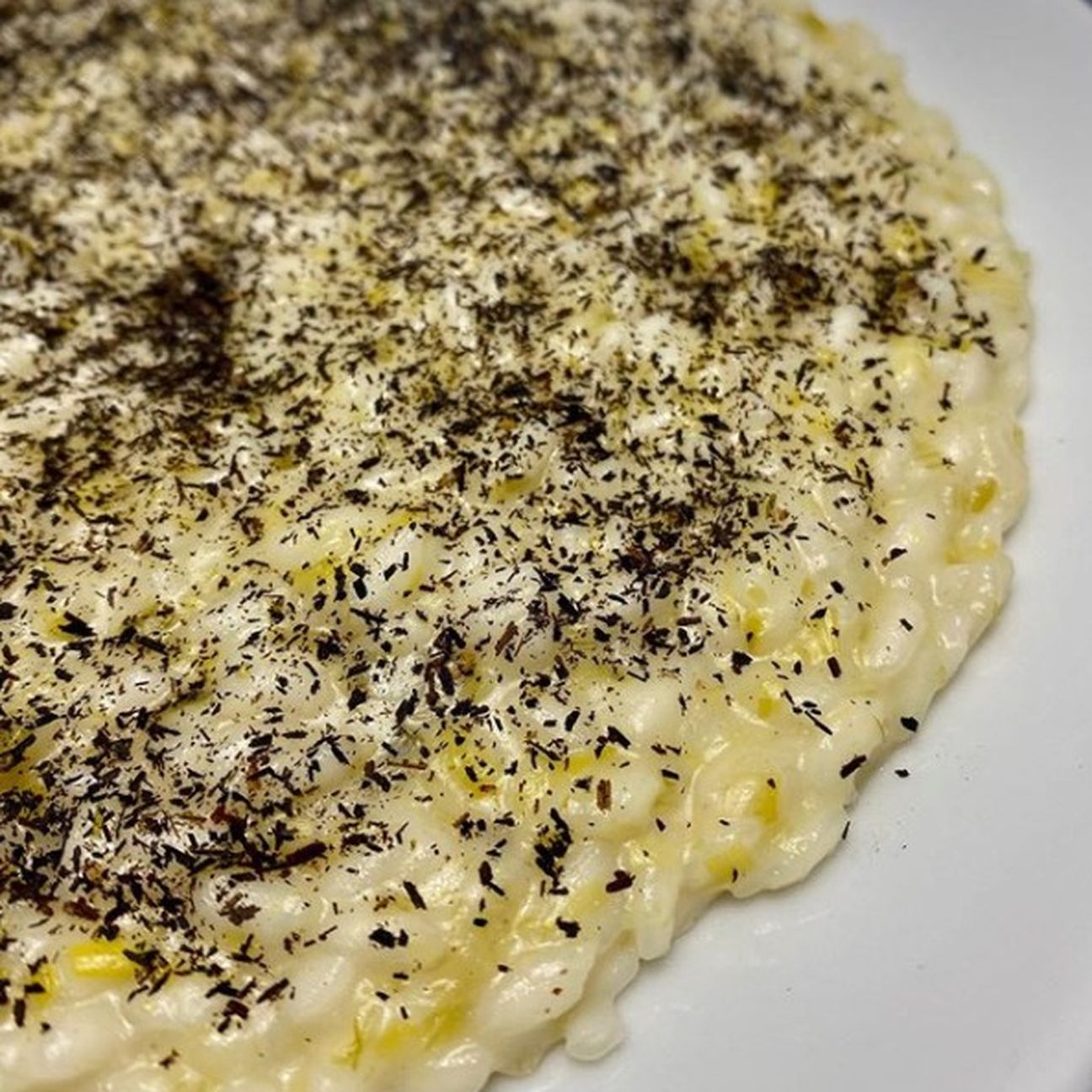 Risotto carnaroli ai porri e polvere di porri bruciati