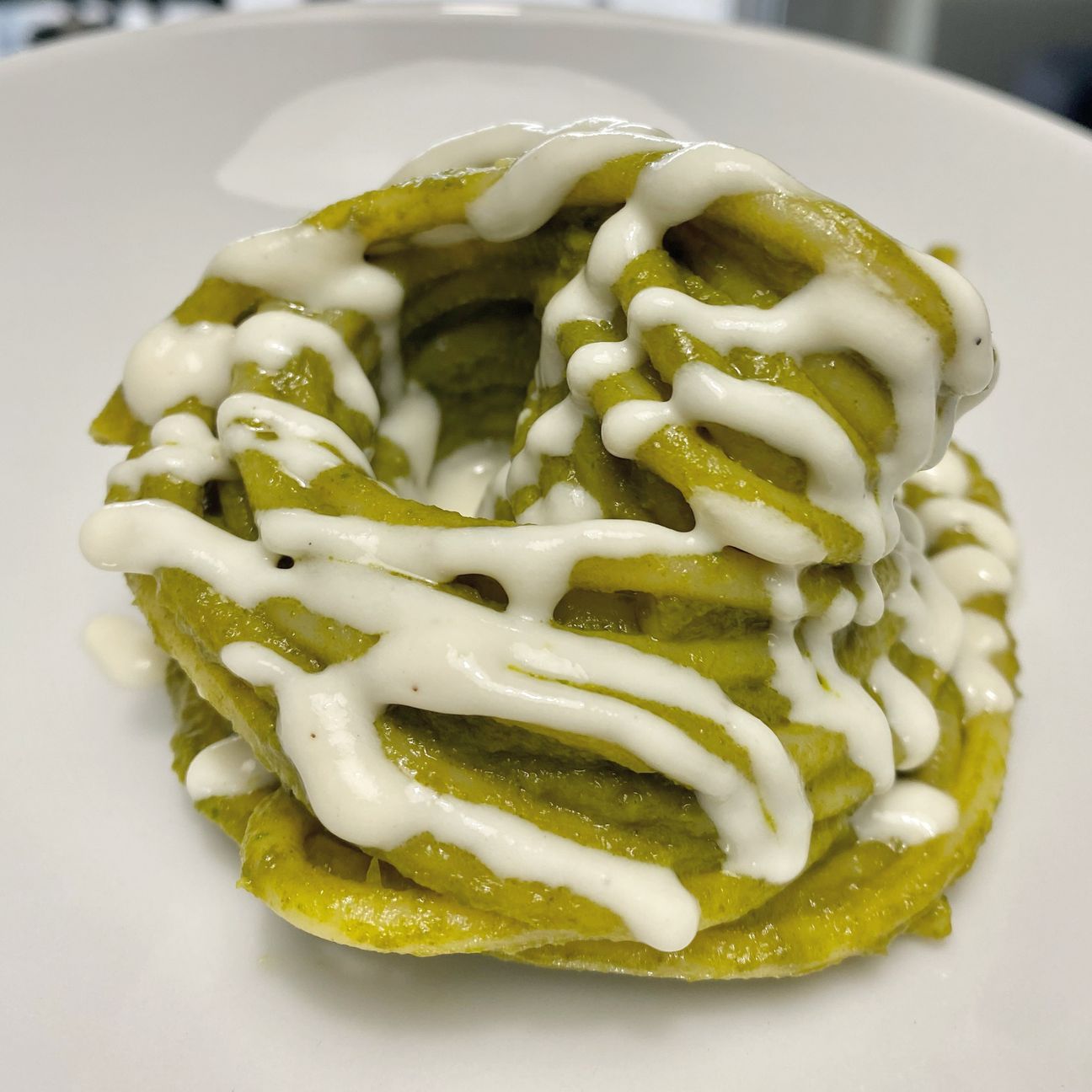 Bucatini di Gragnano ai friarielli e gorgonzola lombardo