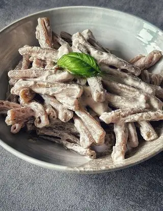 Ricetta Pasta con pesto di ricotta e noci di sweet._celia
