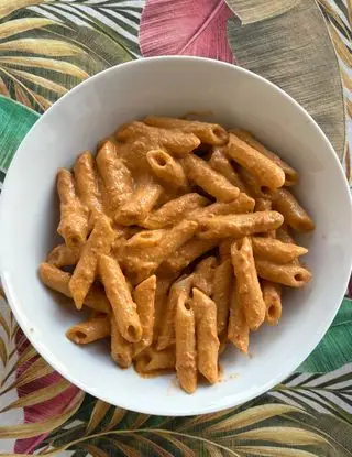 Ricetta Pasta fiocchi di latte pomodorini e basilico di beatricespi
