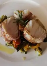 Ricetta Rana pescatrice bardata al rigatino con ratatouille di ortaggi di stagione