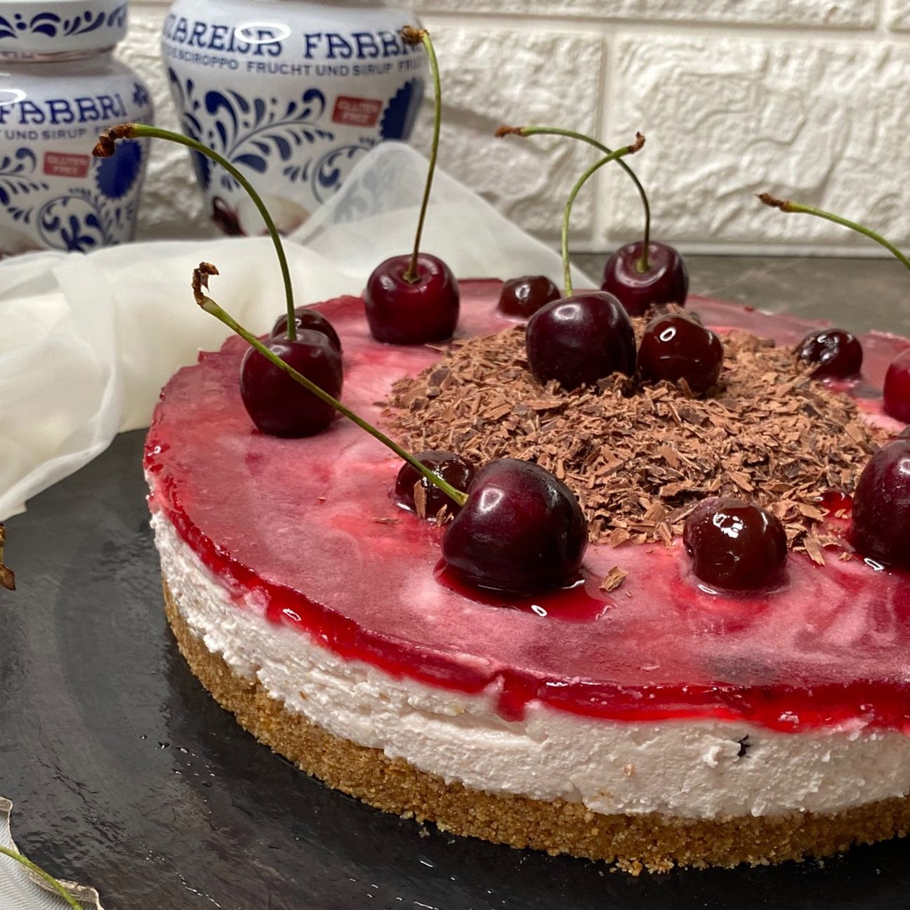 Cheesecake con ricotta e amarene