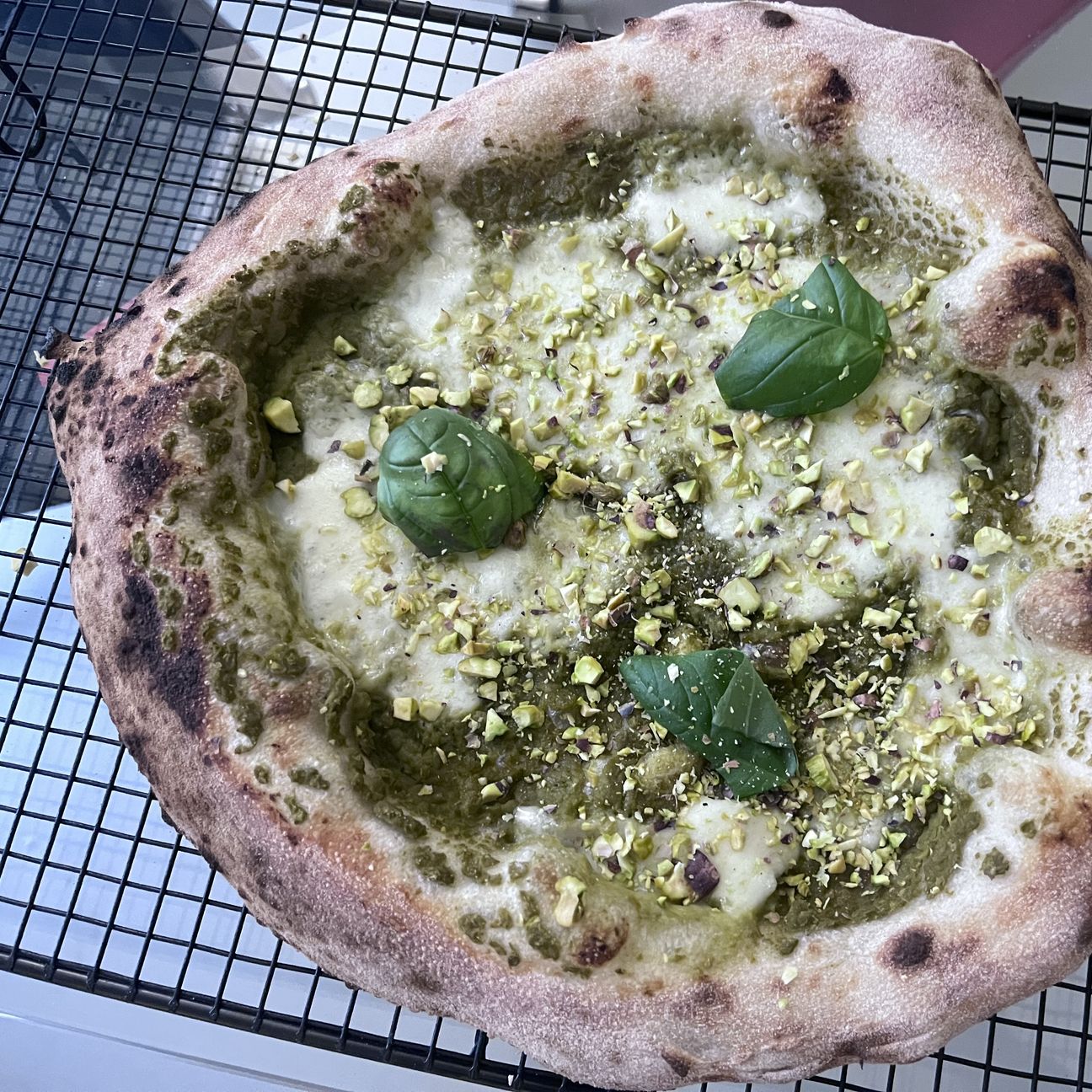 Pizza pistacchio e piselli