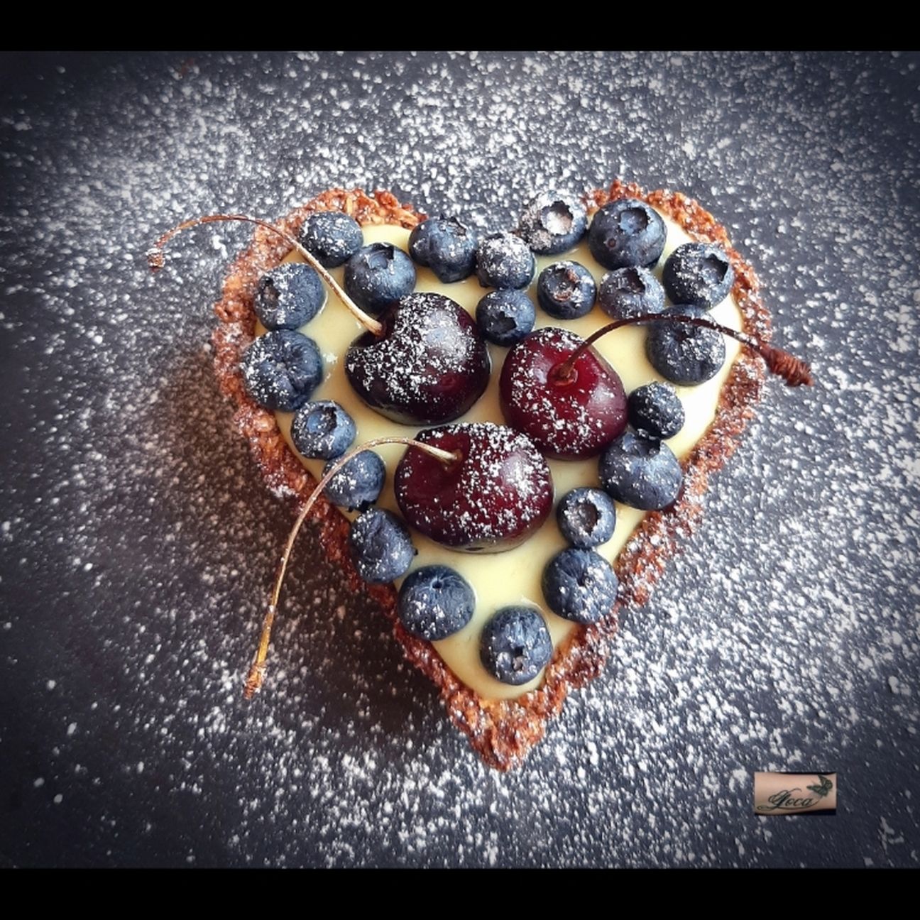 Cuor Caramel di Tartellette Vaniglia e Frutta