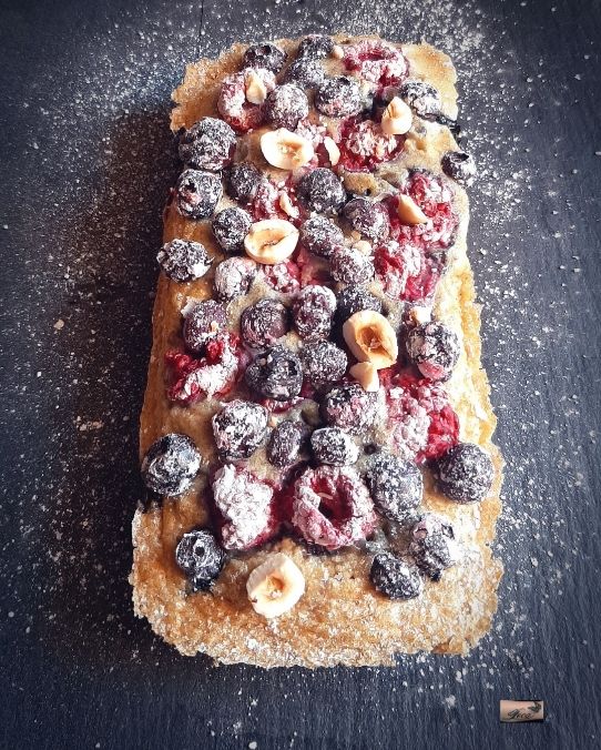 Plumcake alla Nocciola e Frutti di Bosco