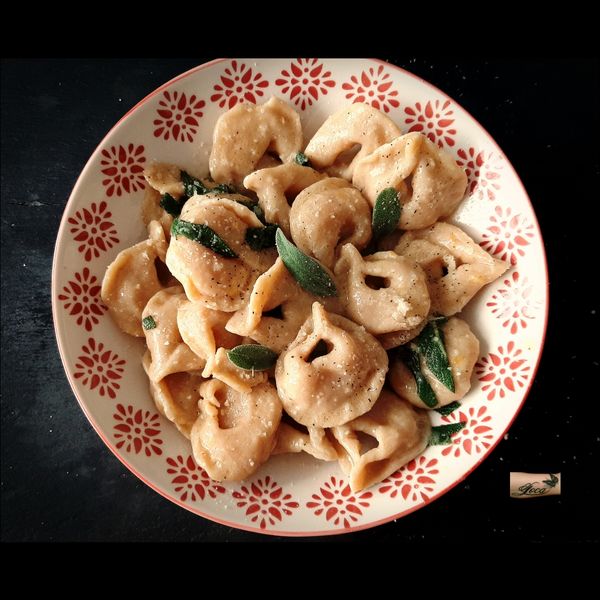 Tortelli di Zucca al Burro Salato e Salvia - Al.Ta Cucina | Loca
