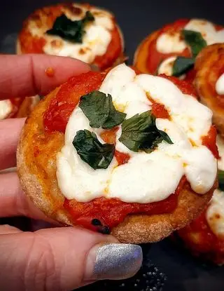 Ricetta Pizzette di Loca