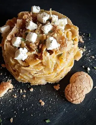 Ricetta Tagliatelle Zucca, Feta e Amaretto di Loca