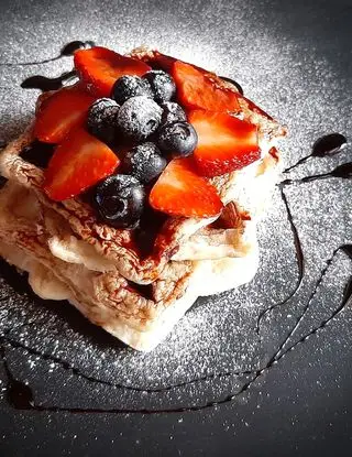 Ricetta Waffle Frutta e Sciroppo di Datteri di Loca