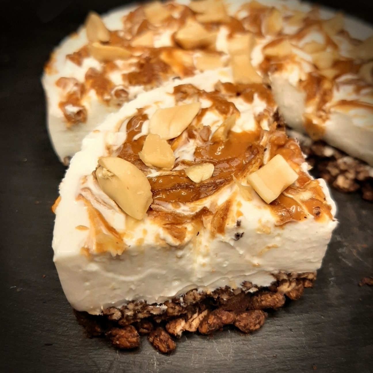 Cheesecake Variegata Cioccolato e Arachidi