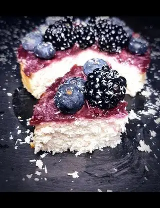 Ricetta Cheesecake Basca Cocco e Frutti di Bosco di Loca